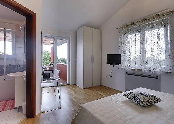 Delle Rondini Villa Krnica